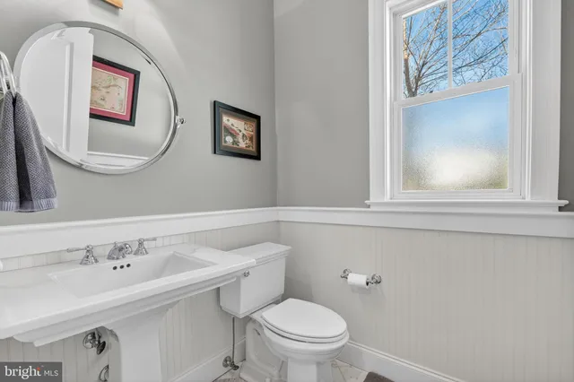 $1,950,000 | 600 South Monroe Street, Arlington, VA 22204