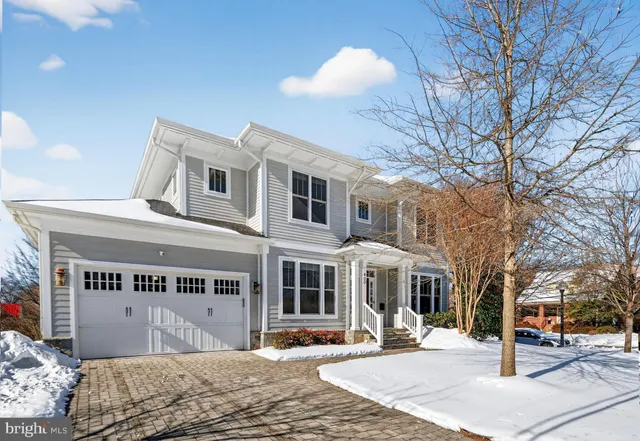 $1,950,000 | 600 South Monroe Street, Arlington, VA 22204