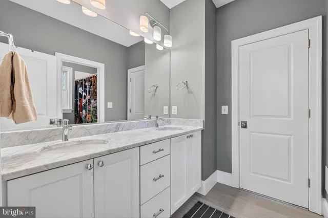 $1,950,000 | 600 South Monroe Street, Arlington, VA 22204