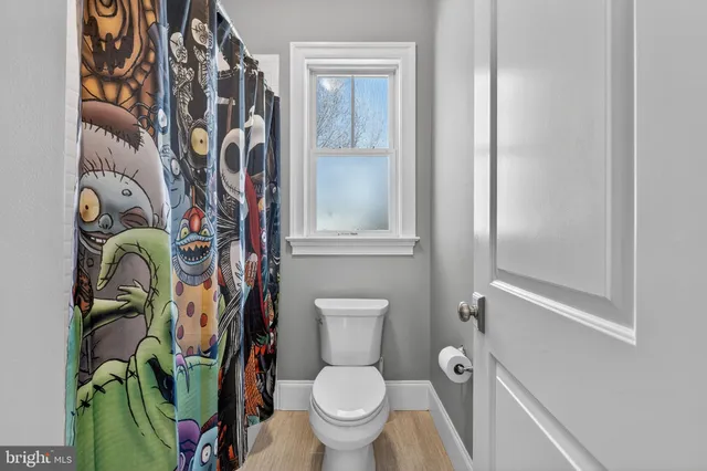 $1,950,000 | 600 South Monroe Street, Arlington, VA 22204