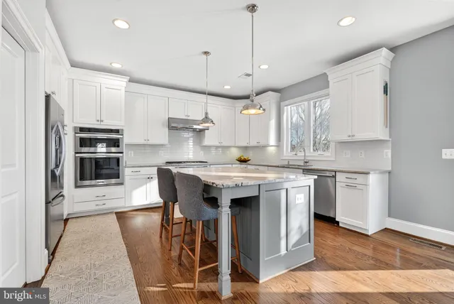 $1,950,000 | 600 South Monroe Street, Arlington, VA 22204