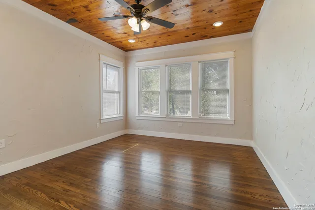 a bathroom with a sink toilet and bathtub