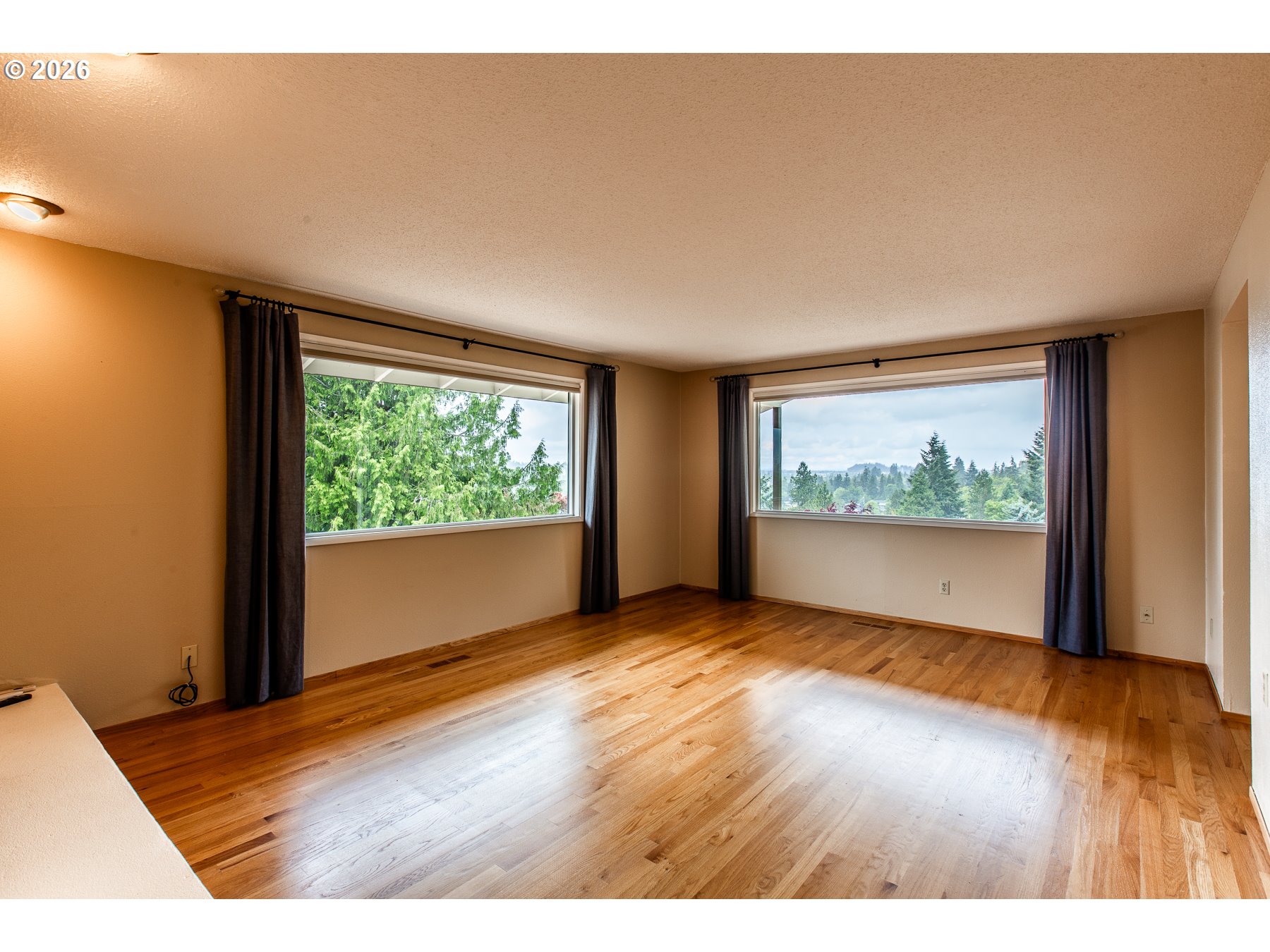 3985 University Street Eugene, OR 97405 - Photo 14 of 46