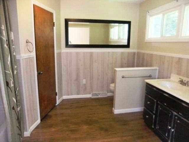2448 South Packerton Road Warsaw, IN 46580 - Photo 13 of 25 Gallery Image 13
