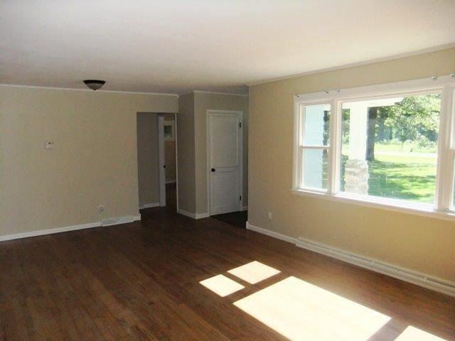 2448 South Packerton Road Warsaw, IN 46580 - Photo 9 of 25 Gallery Image 9