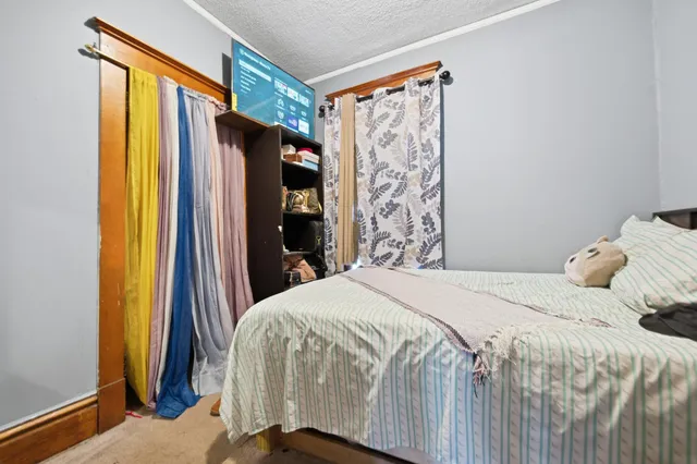 $354,900 | 821 Edmund Avenue West, St. Paul, MN 55104