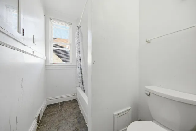 $354,900 | 821 Edmund Avenue West, St. Paul, MN 55104