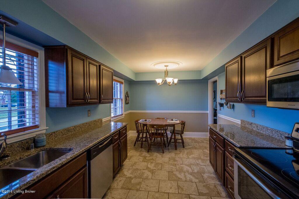 3713 Hughes Road Louisville, KY 40207 - Photo 6 of 20 IMG_1406