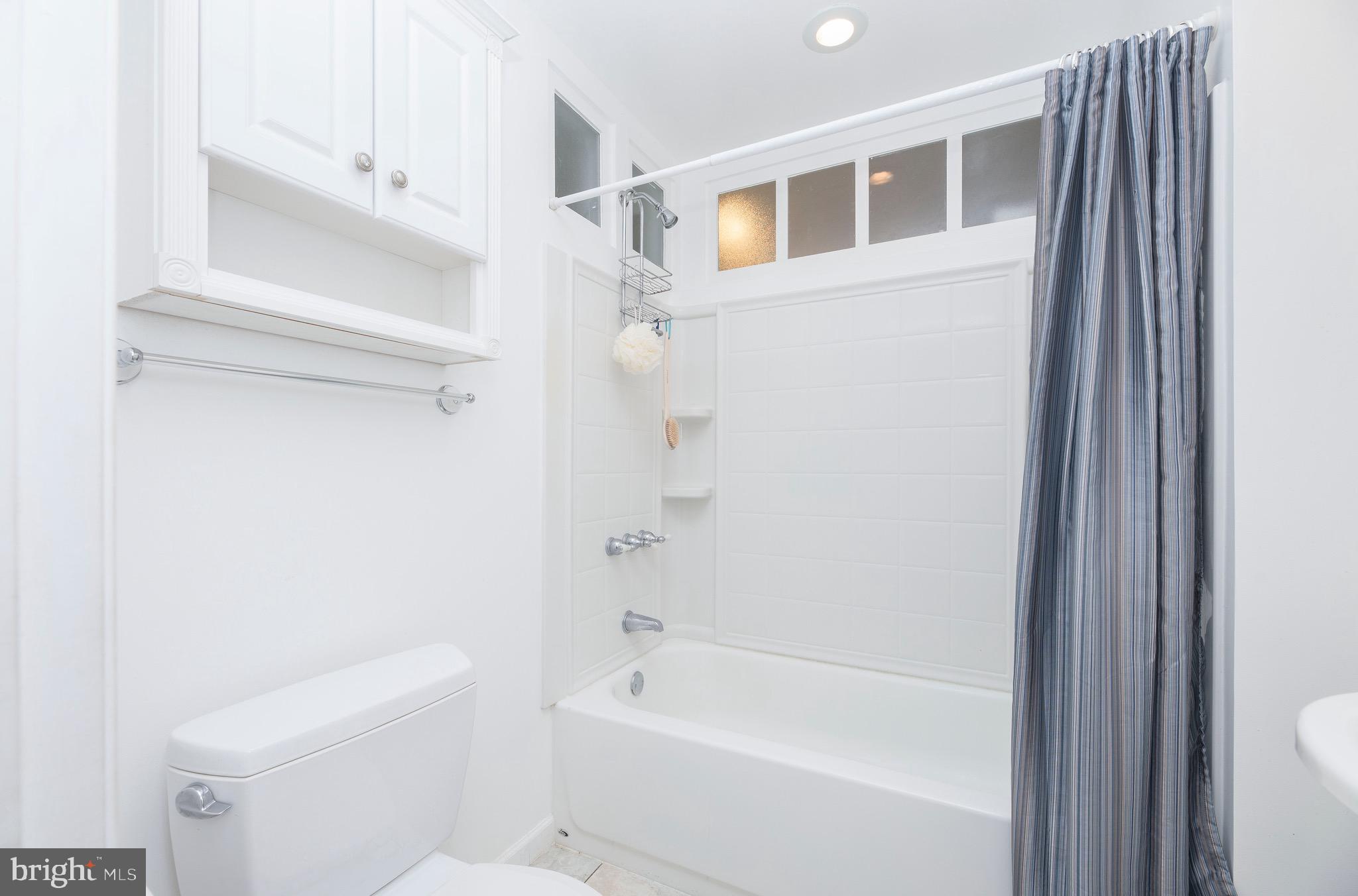 12605 Bristersburg Road Midland, VA 22728 - Photo 17 of 36 Master Bathroom