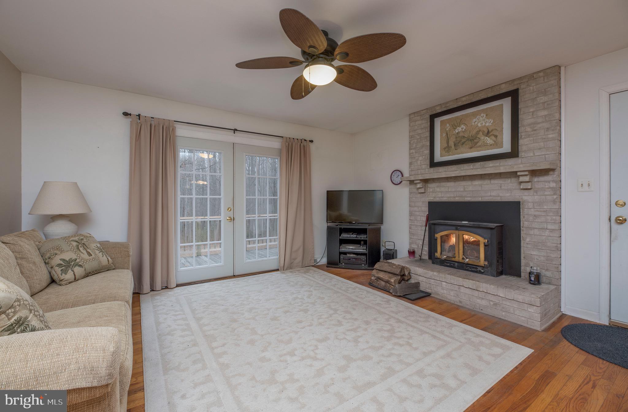 12605 Bristersburg Road Midland, VA 22728 - Photo 4 of 36 Living Room w/Wood Burning Fireplace