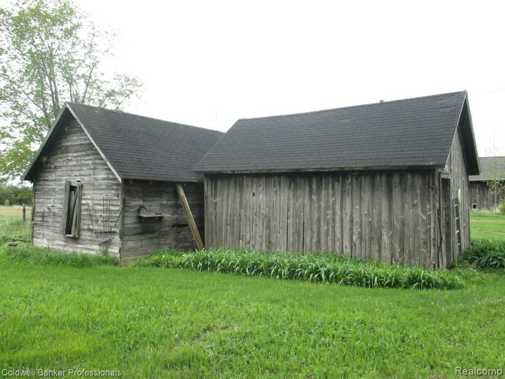 4568 East Snover Road Silverwood, MI 48760 - Photo 44 of 59