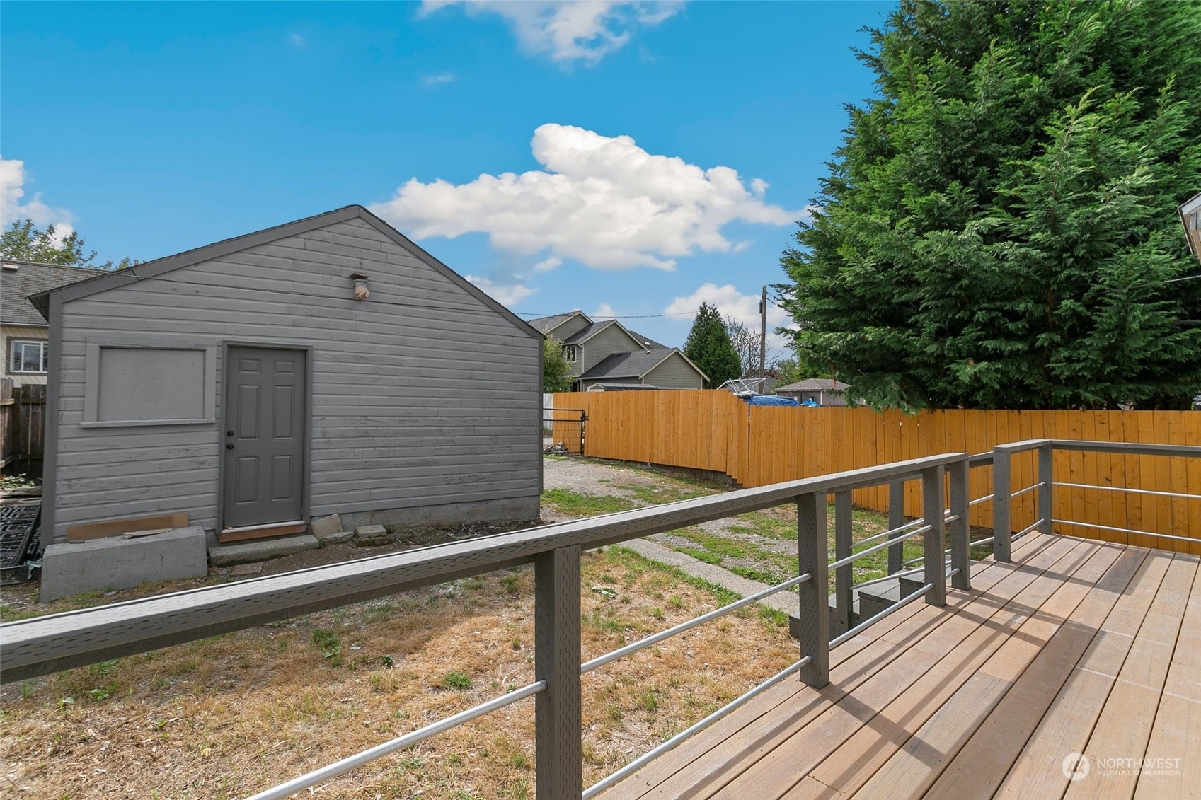 1525 North 3rd Street Renton, WA 98057 - Photo 33 of 38 a view of balcony with furniture