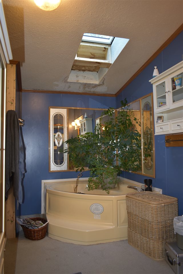 4201 South Garfield Road Kingsley, MI 49649 - Photo 25 of 40 1841263-24.JPG