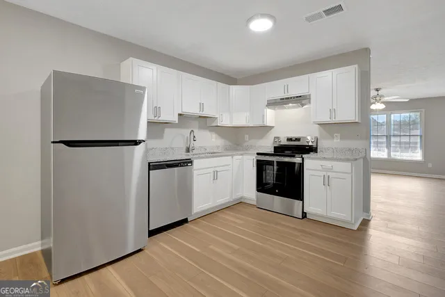 $1,600 | 115 Belle Drive, Fayetteville, GA 30214