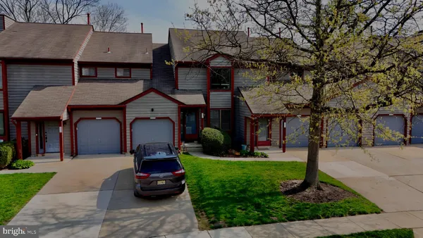 $375,000 | 3303A Chadbury Road, Mount Laurel, NJ 08054