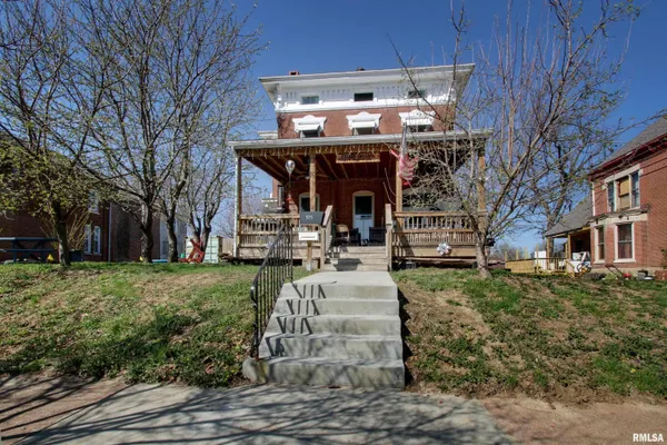 $110,000 | 929 North 6th Street, Quincy, IL 62301