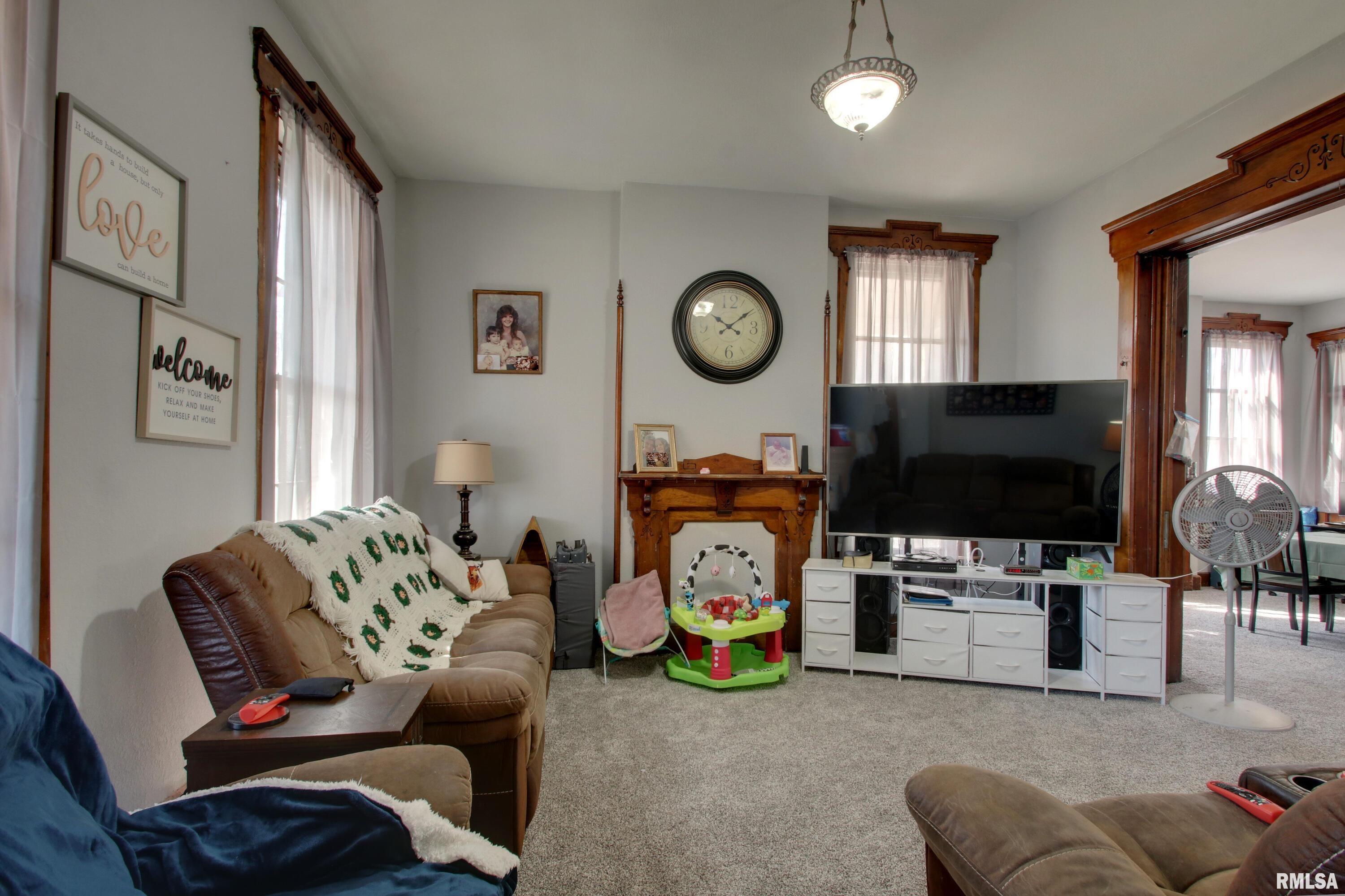 929 North 6th Street Quincy, IL 62301 - Photo 14 of 30