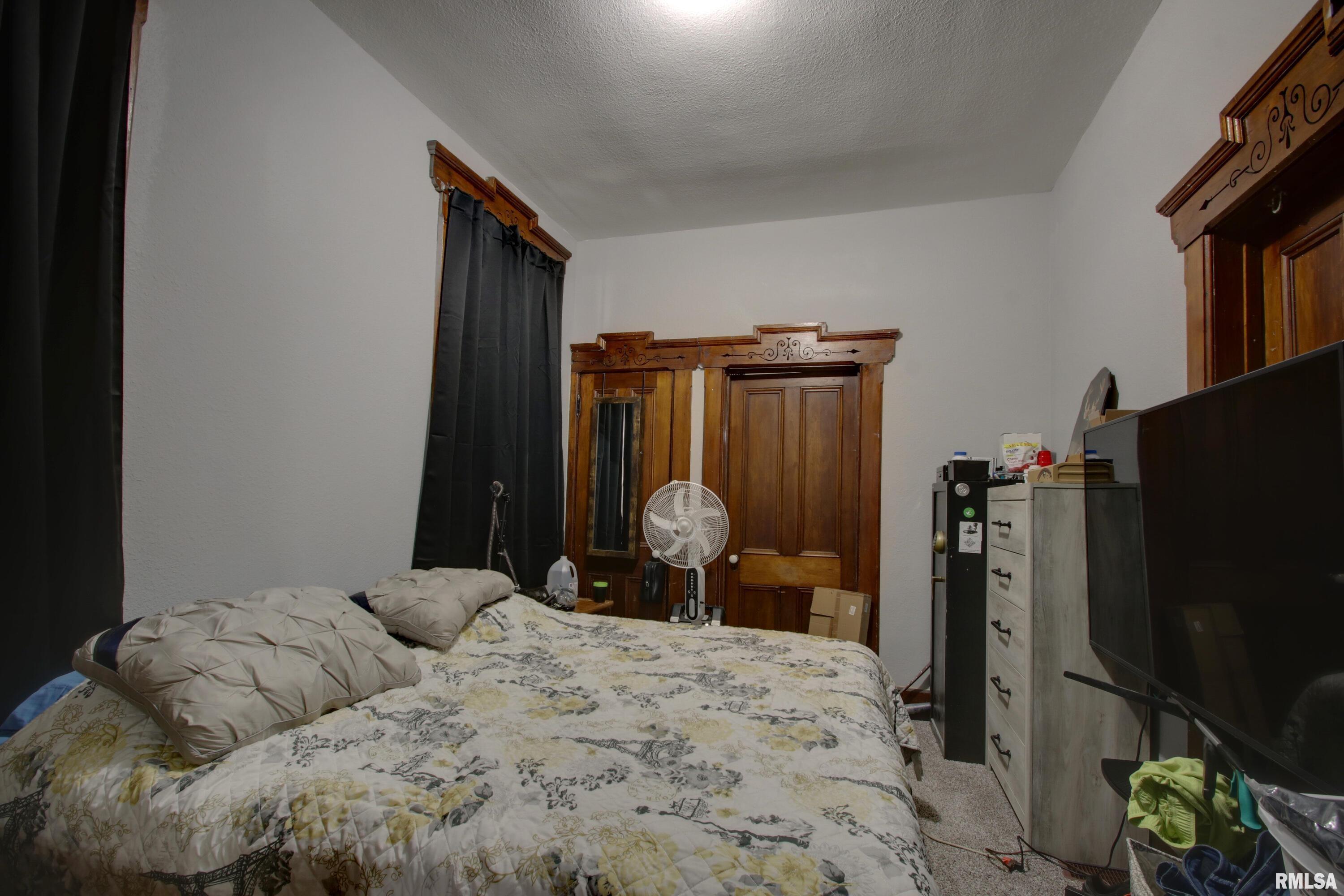 929 North 6th Street Quincy, IL 62301 - Photo 15 of 30