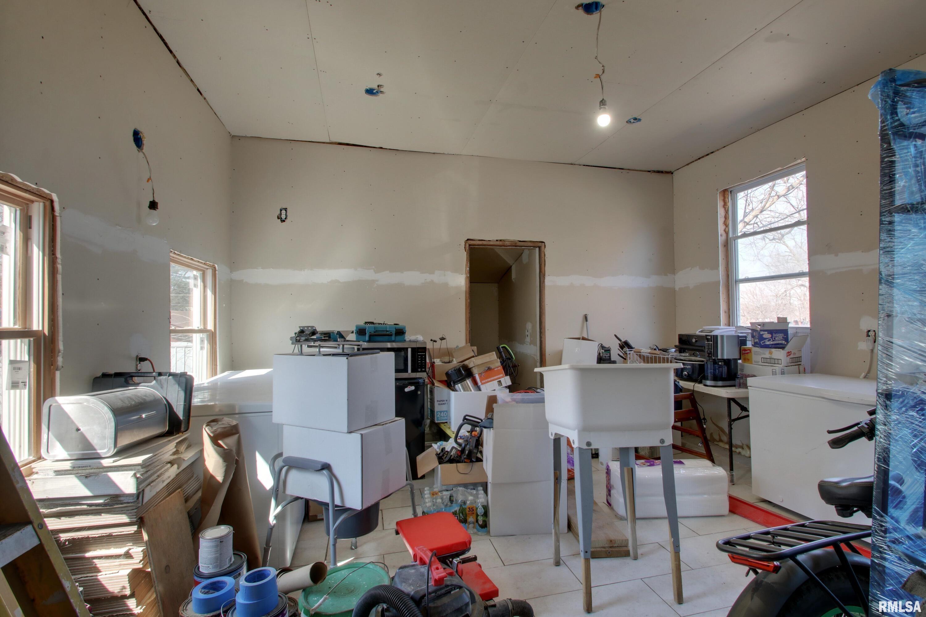 929 North 6th Street Quincy, IL 62301 - Photo 21 of 30