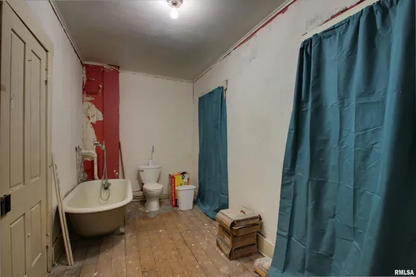 $110,000 | 929 North 6th Street, Quincy, IL 62301