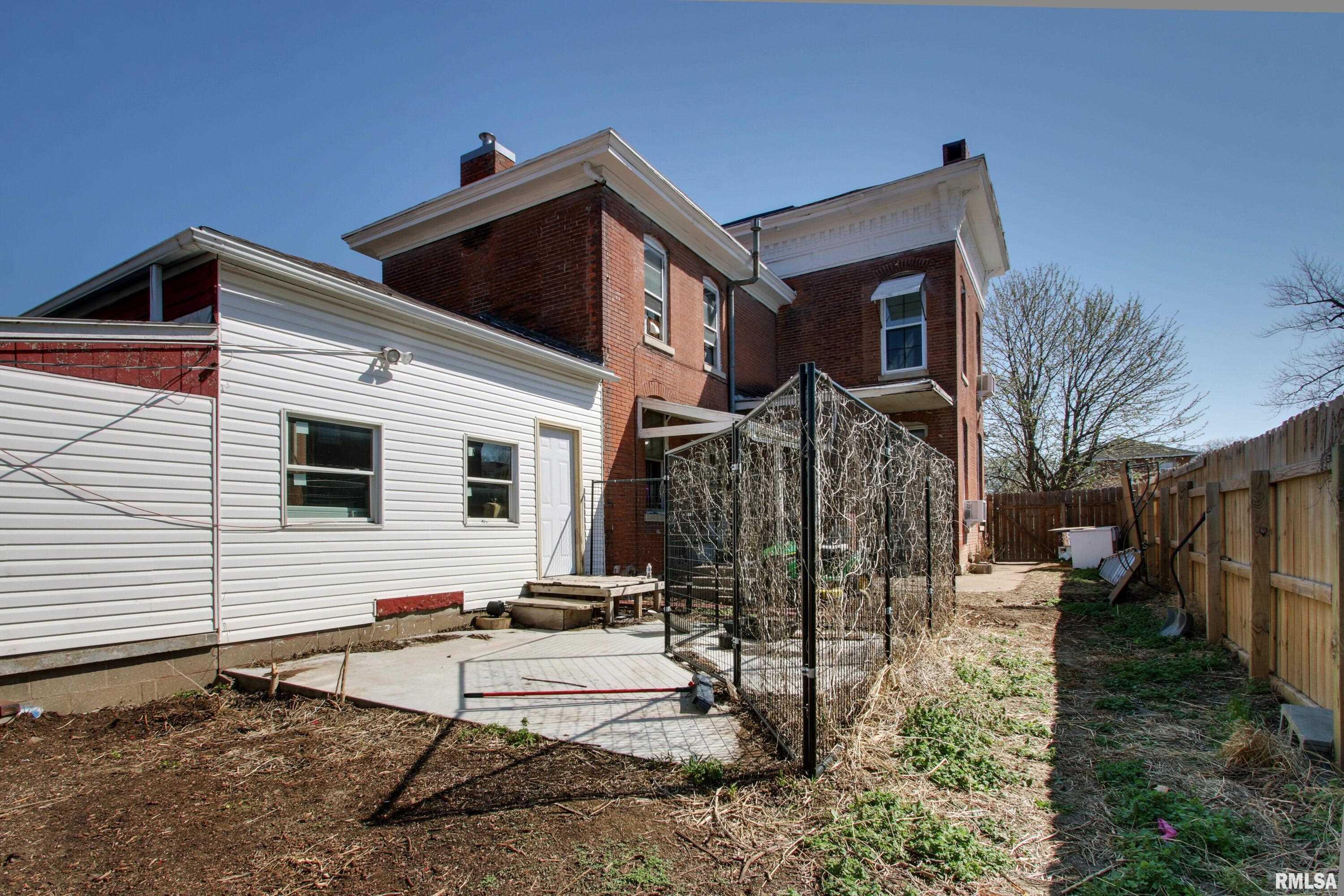 929 North 6th Street Quincy, IL 62301 - Photo 25 of 30