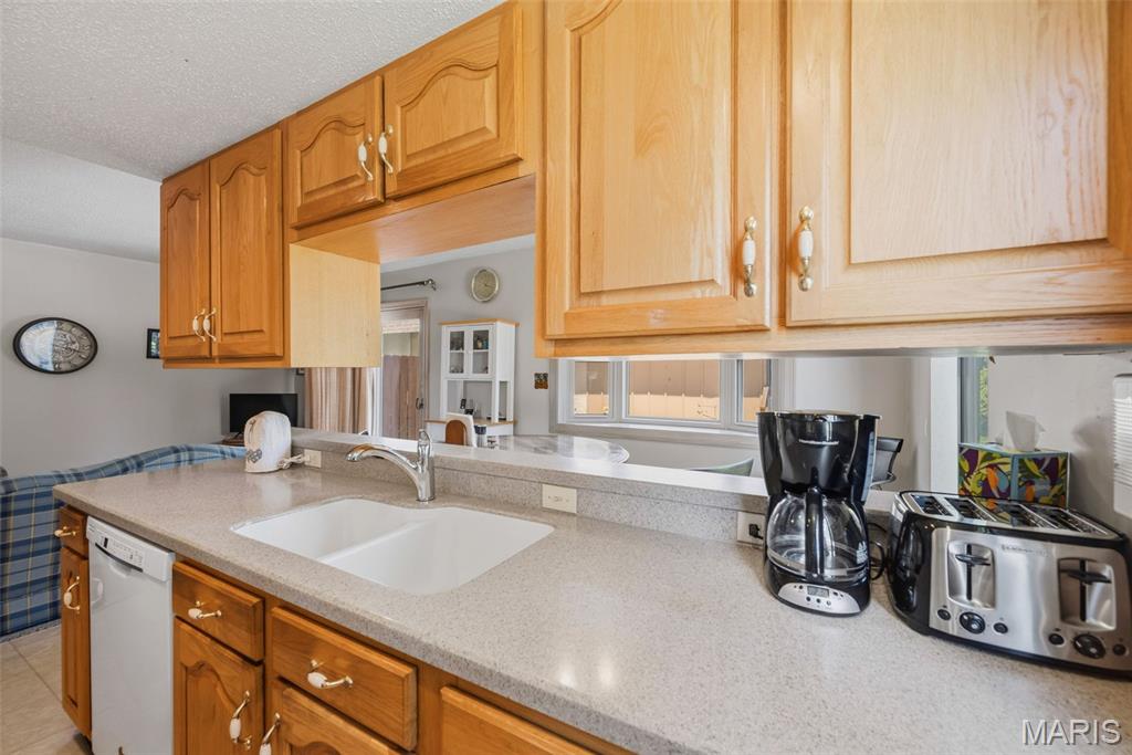 2646 Hampton Road, Unit 6F St. Charles, MO 63303 - Photo 18 of 42