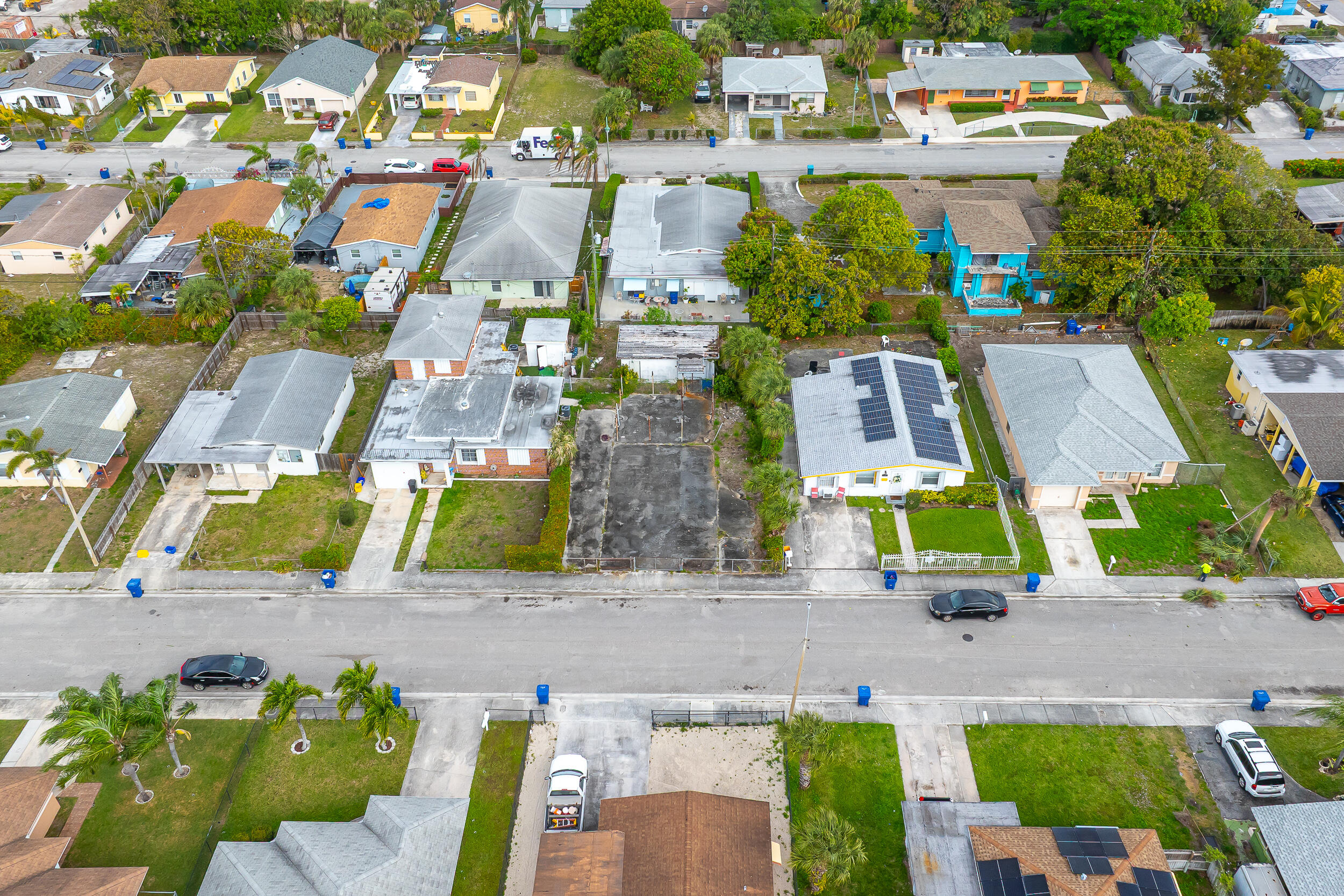 W West 3rd Street Riviera Beach, FL 33404 - Photo 11 of 28 photo-29