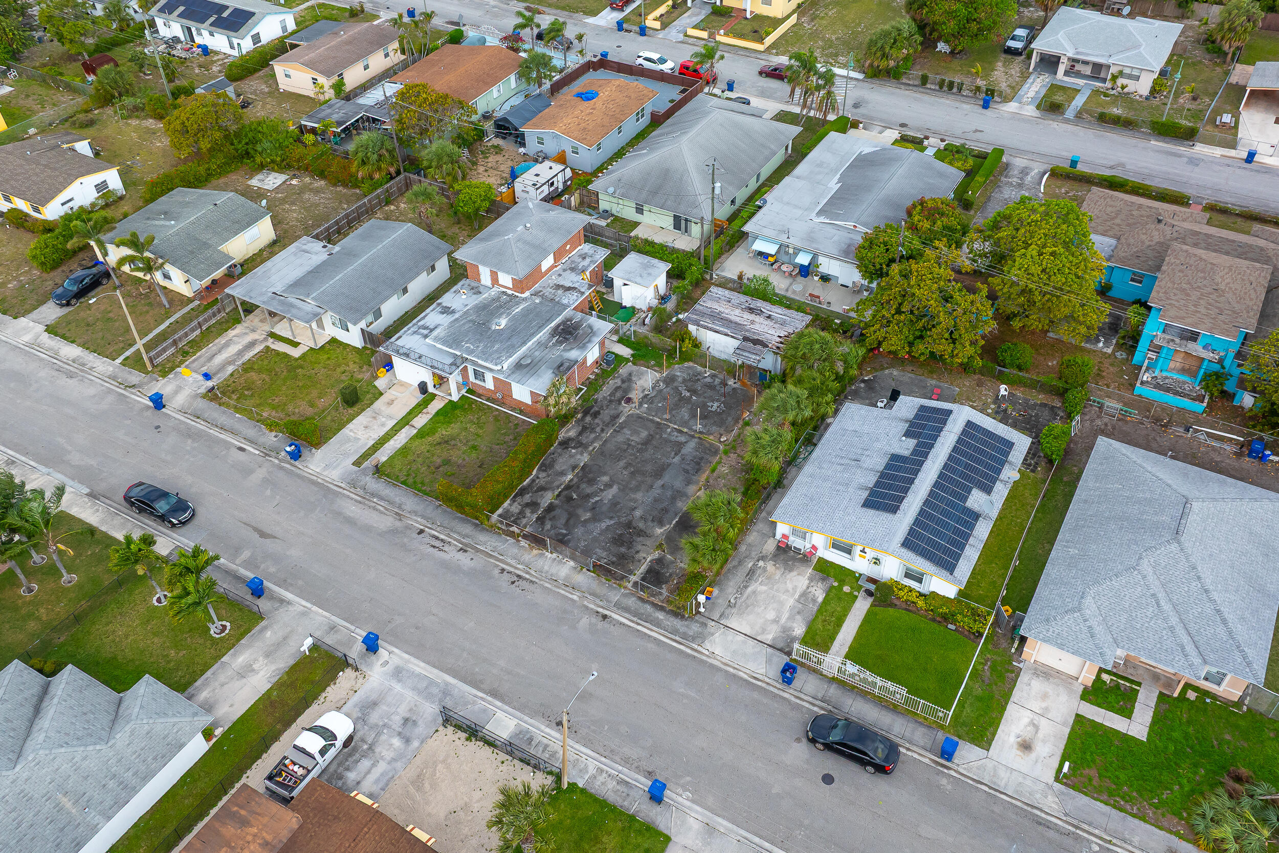 W West 3rd Street Riviera Beach, FL 33404 - Photo 2 of 28 photo-20