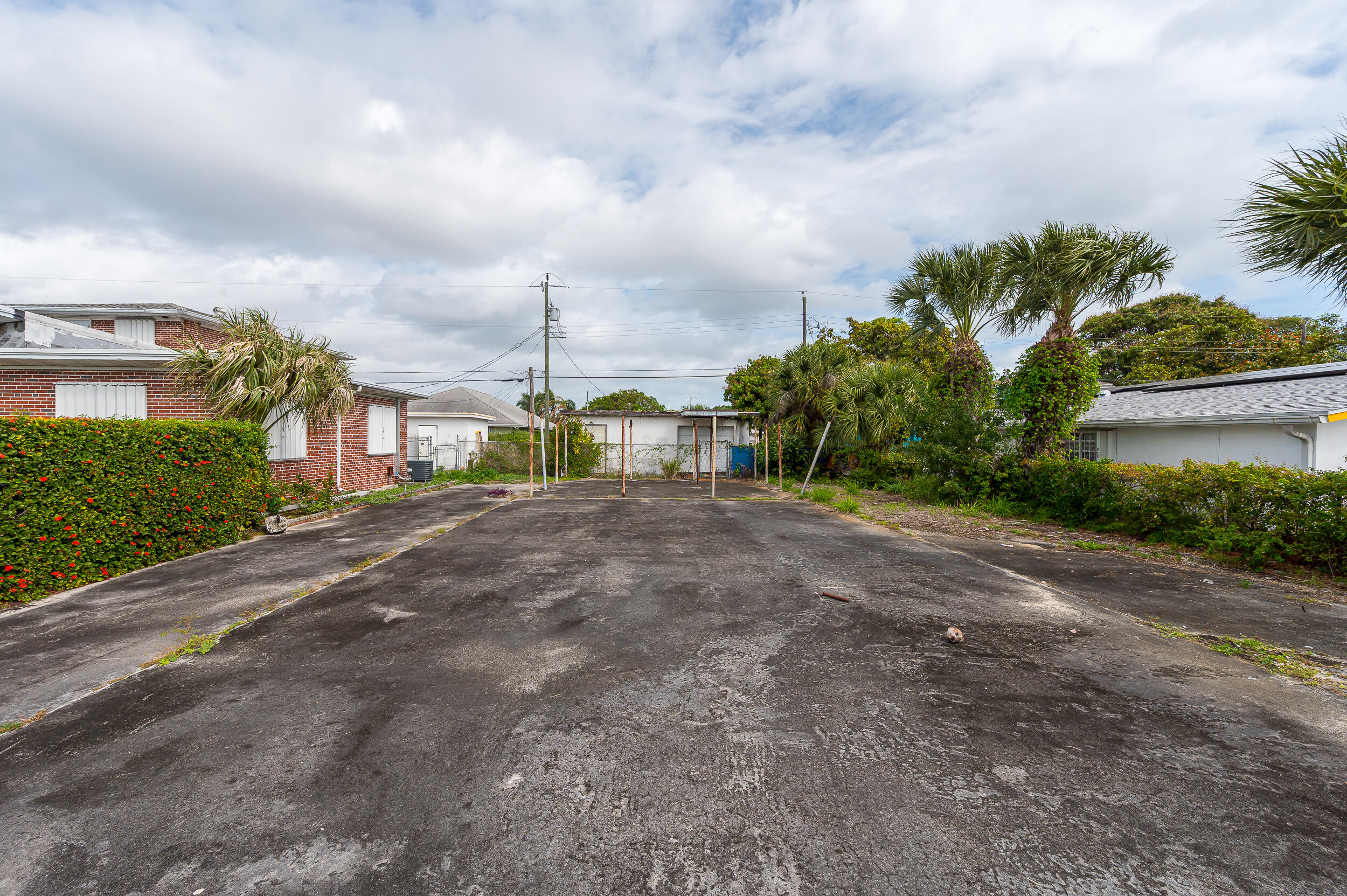 W West 3rd Street Riviera Beach, FL 33404 - Photo 25 of 28 photo-49