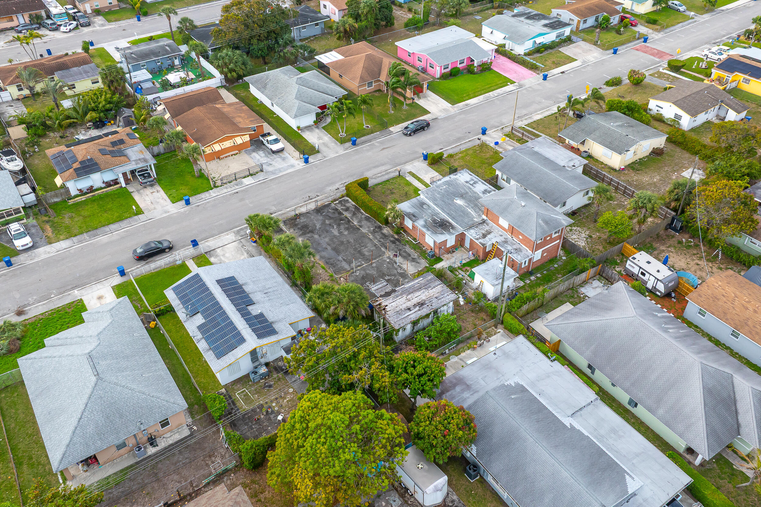 W West 3rd Street Riviera Beach, FL 33404 - Photo 6 of 28 photo-24