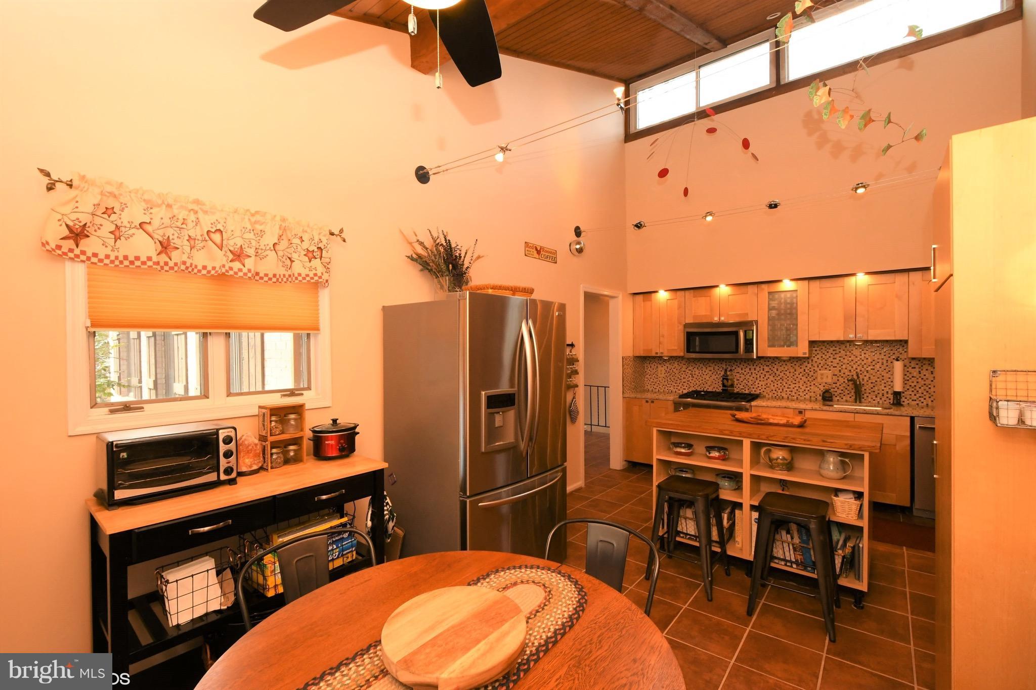 11506 Drop Forge Lane Reston, VA 20191 - Photo 9 of 29 Kitchen
