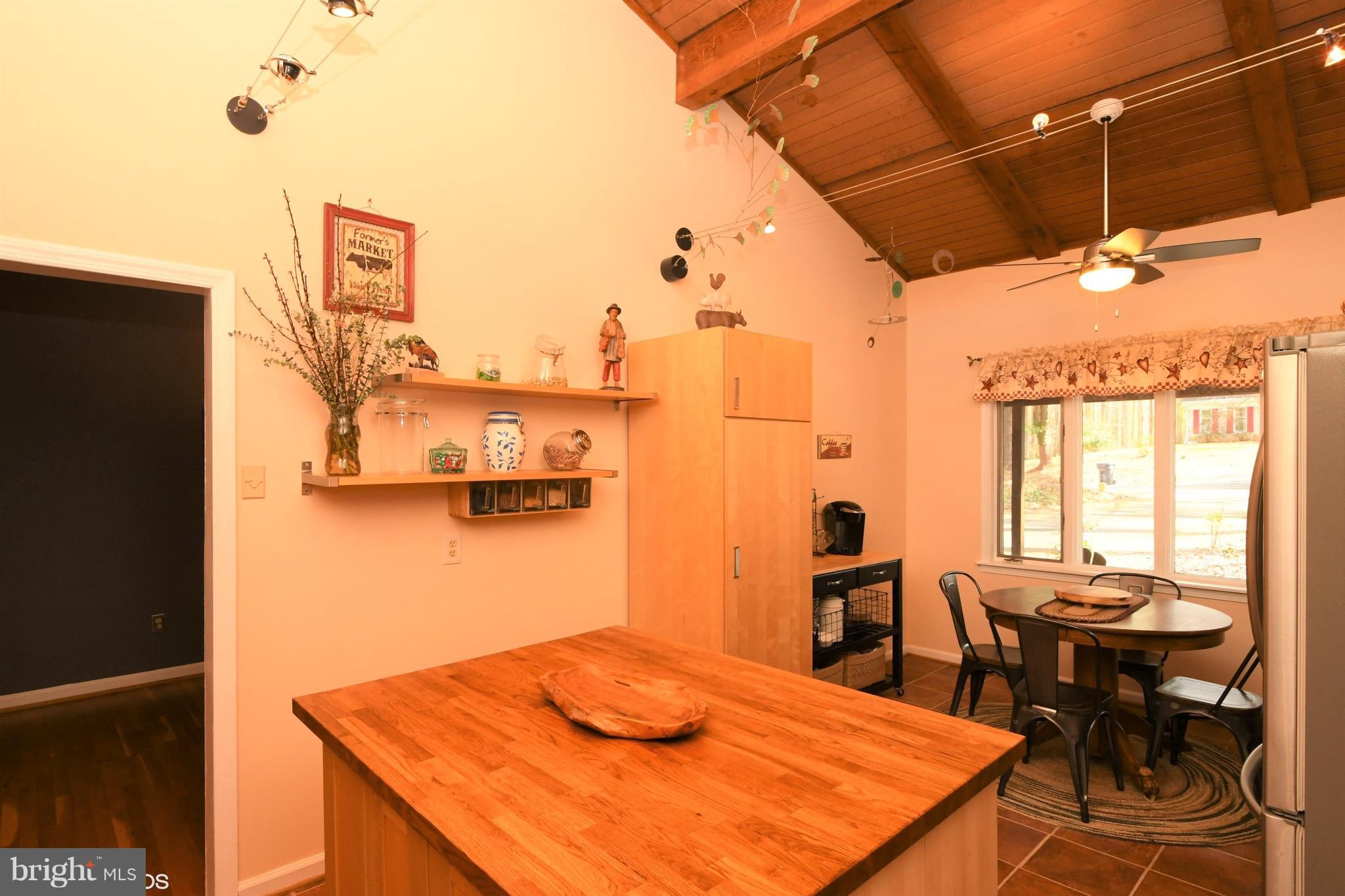 11506 Drop Forge Lane Reston, VA 20191 - Photo 10 of 29 Kitchen