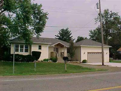 10147 Lapeer Road Davison, MI 48423 - Photo 1 of 7 20205944.JPG