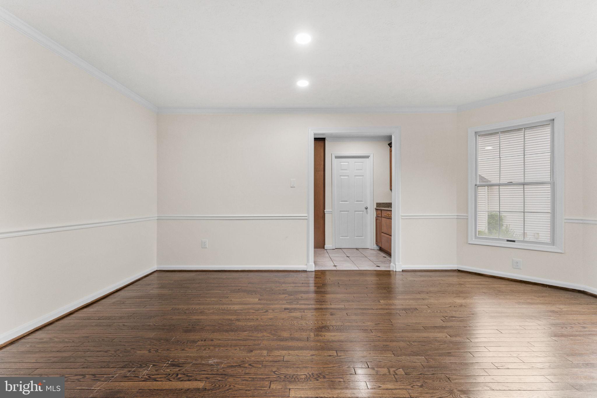 36 Rutherford Circle Sterling, VA 20165 - Photo 14 of 85