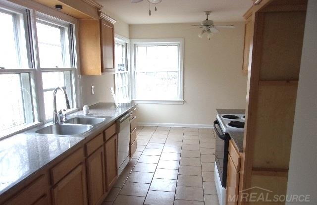 47230 Frederick Road Utica, MI 48317 - Photo 5 of 12