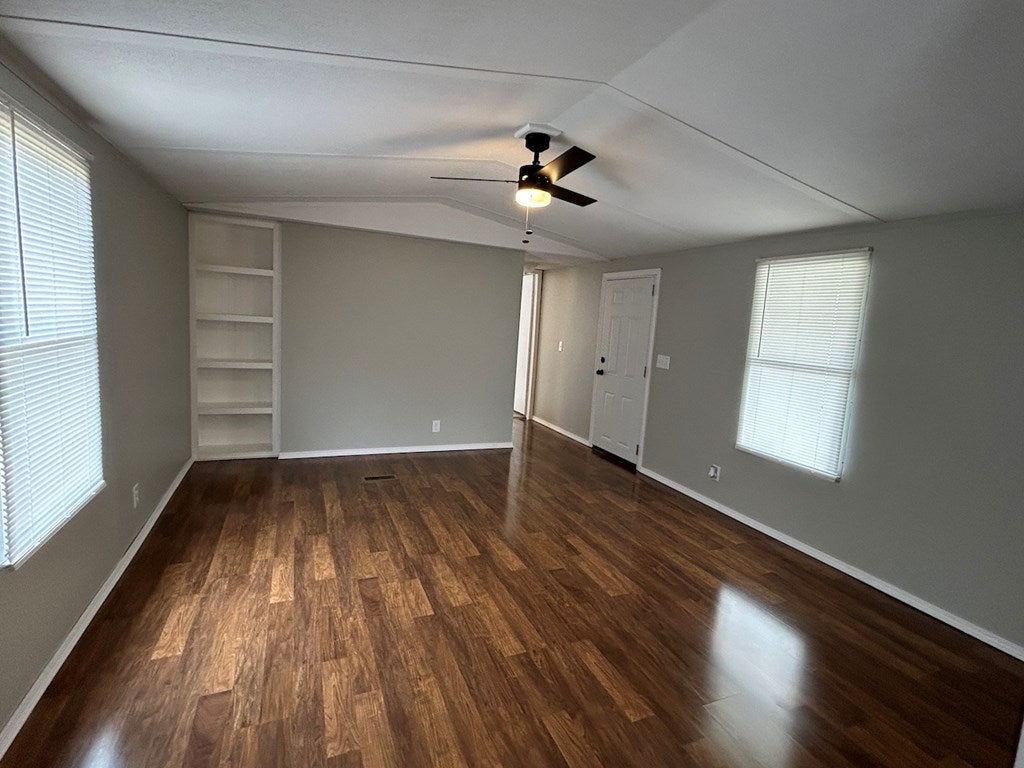 9783 Ivanhoe Road Ivanhoe, VA 24350 - Photo 5 of 56 Gallery Image 5