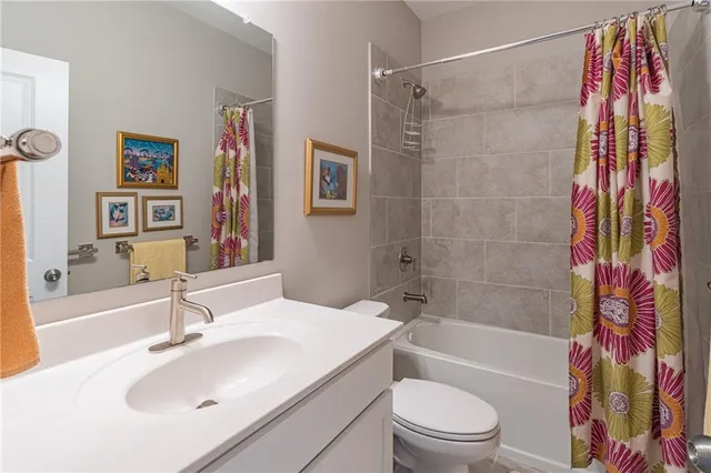 $565,000 | 5243 Noble Oak Cove, Gainesville, GA 30504