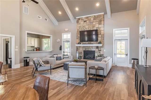 $565,000 | 5243 Noble Oak Cove, Gainesville, GA 30504