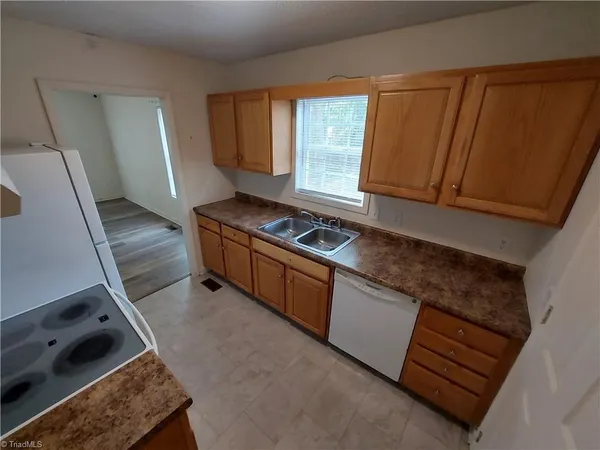 $995 | 1602 Humble Street, Asheboro, NC 27203