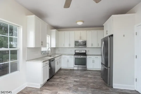 $539,000 | 109 Tallwood Lane, Green Brook, NJ 08812
