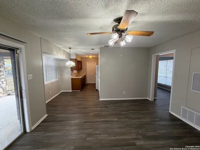 $1,495 | 7422 Fieldgate Drive, San Antonio, TX 78227