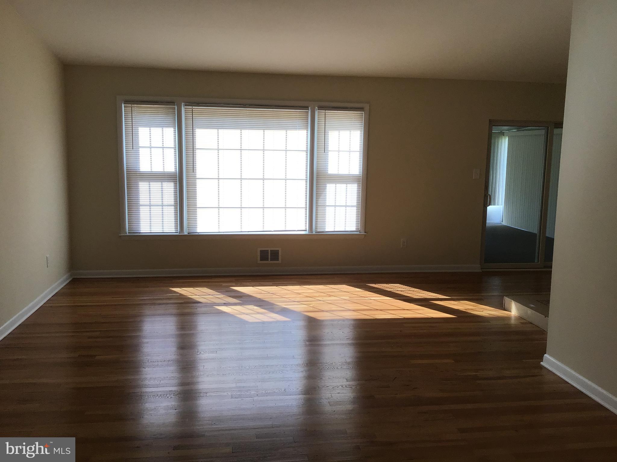 13015 Hathaway Drive Silver Spring, MD 20906 - Photo 7 of 41 Gorgeous oak floors