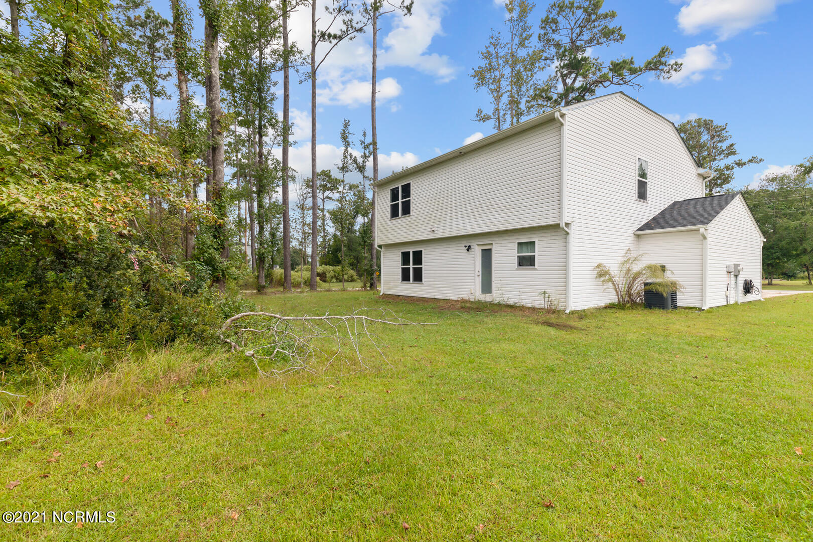 250 Sewell Road Jacksonville, NC 28540 - Photo 8 of 20 8