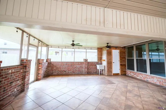 $589,000 | 359 Tigerlily Drive, Houma, LA 70360