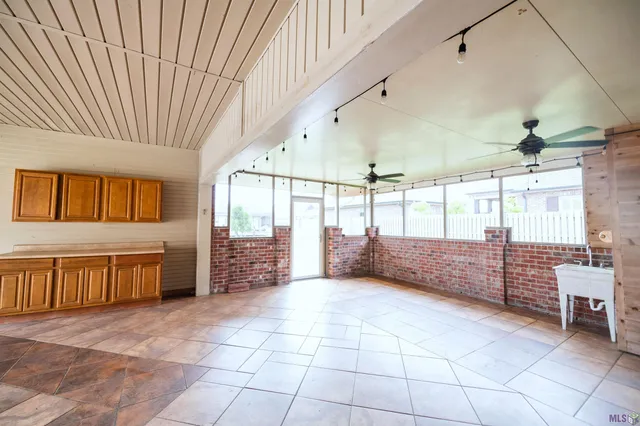 $589,000 | 359 Tigerlily Drive, Houma, LA 70360