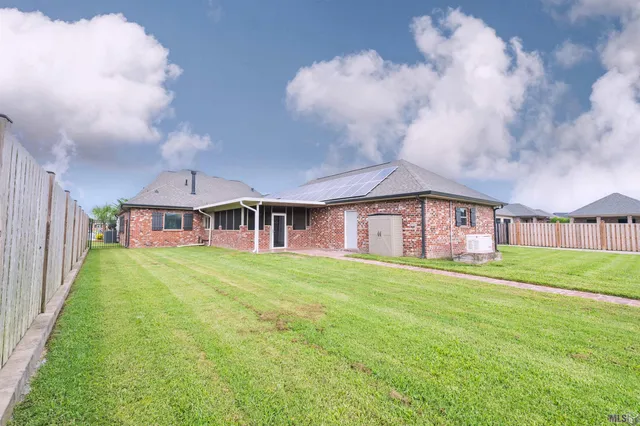 $589,000 | 359 Tigerlily Drive, Houma, LA 70360