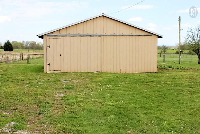 8190 Fredonia Road Manchester, TN 37355 - Photo 15 of 18 2 car detached garage.