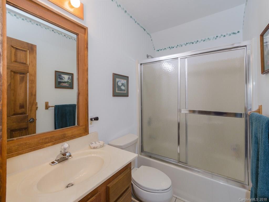 710 Falcon Ridge Drive, Unit 18 Waynesville, NC 28786 - Photo 23 of 30 Gallery Image 23