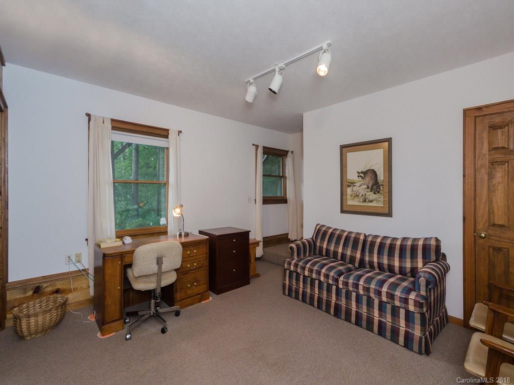 710 Falcon Ridge Drive, Unit 18 Waynesville, NC 28786 - Photo 27 of 30 Gallery Image 27
