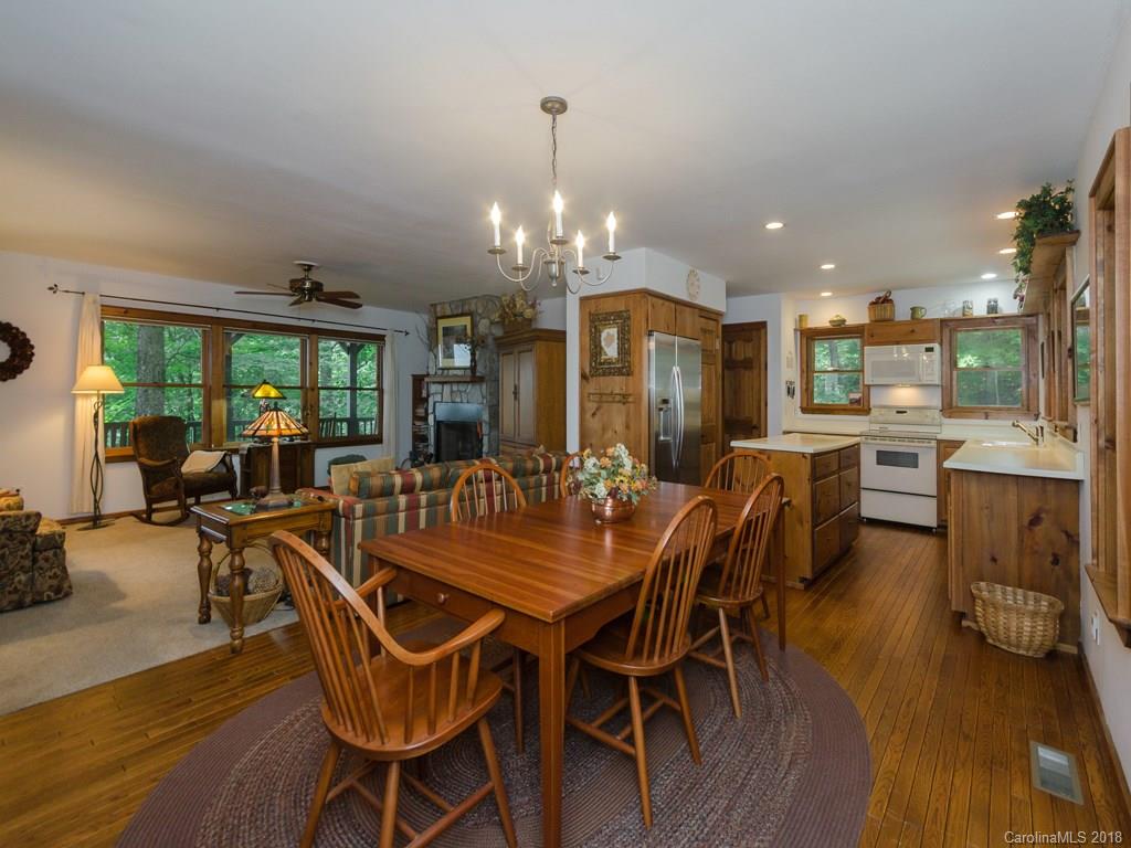 710 Falcon Ridge Drive, Unit 18 Waynesville, NC 28786 - Photo 6 of 30 Gallery Image 6